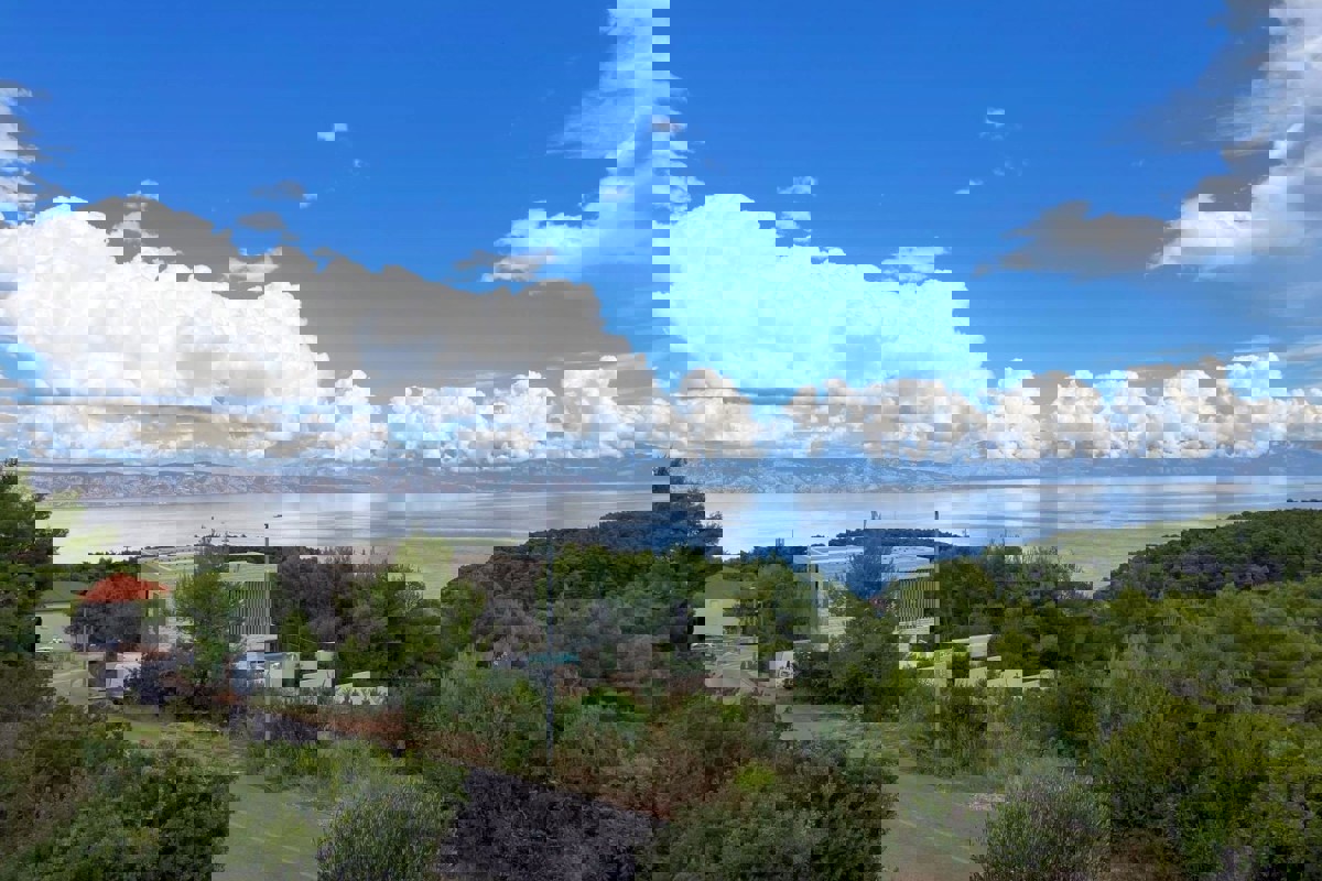 Terreno edificabile con vista mare