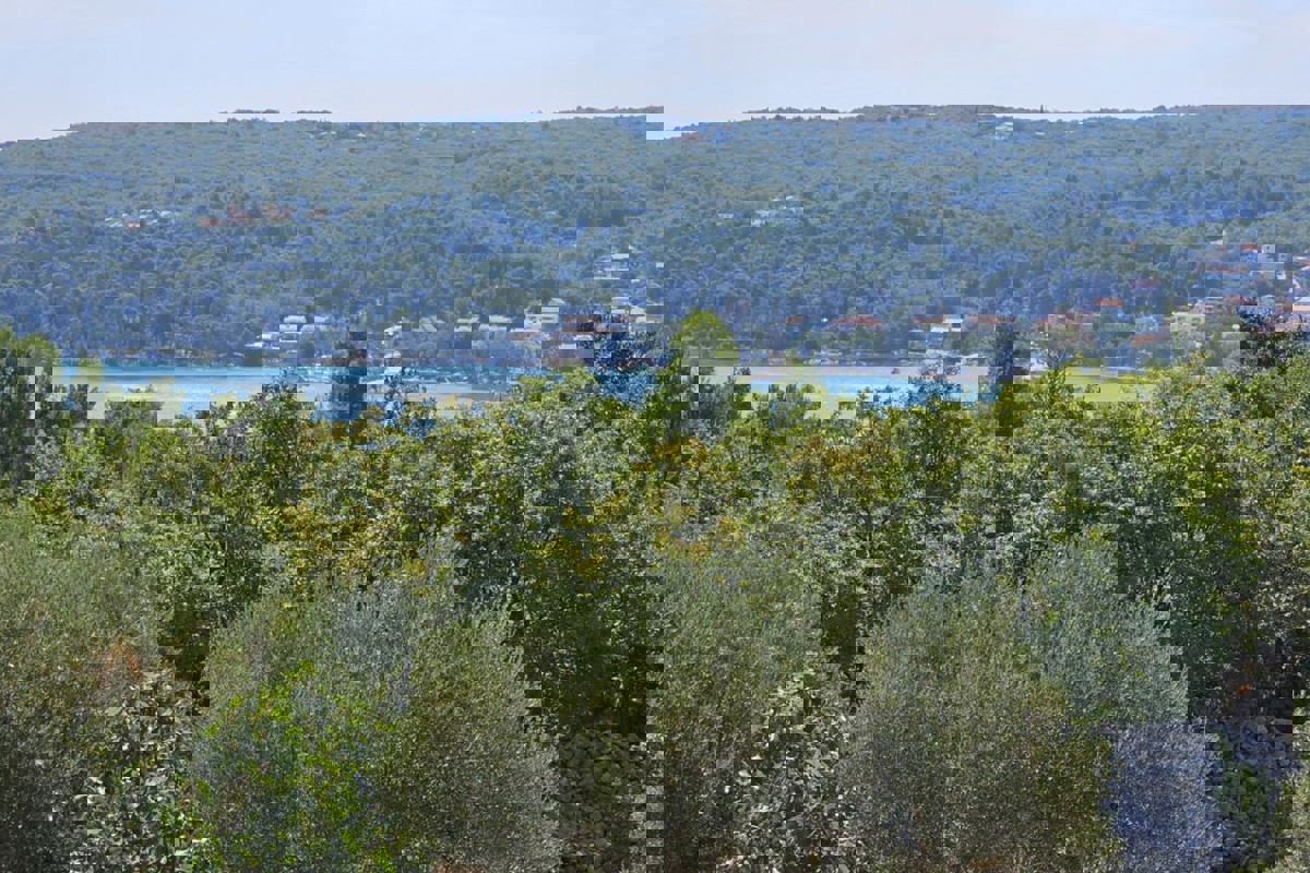 Appartamento con due camere da letto in un nuovo edificio vicino al mare