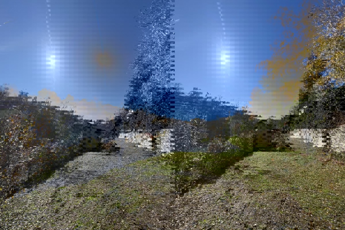 Terreno edificabile con permesso di costruzione