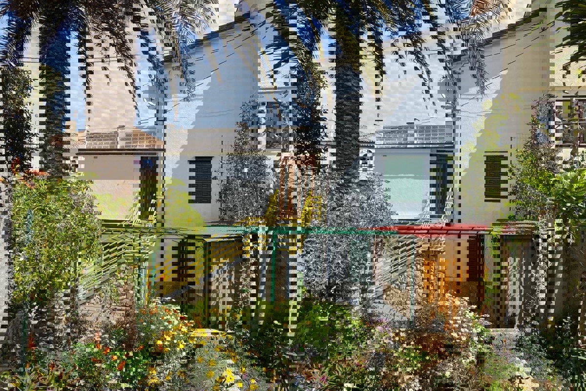 Casa vicino al centro di Lussinpiccolo