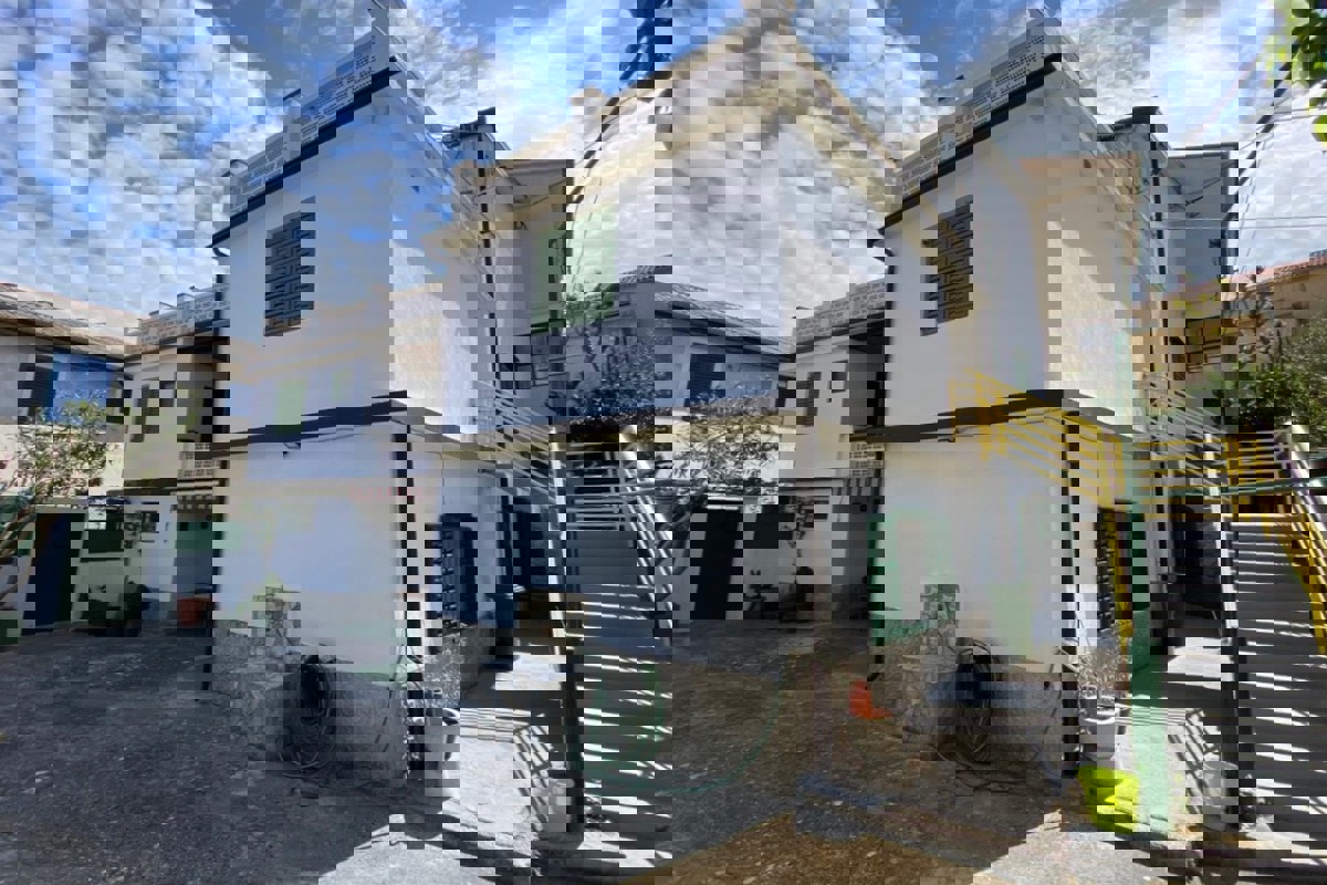 Casa vicino al centro di Lussinpiccolo