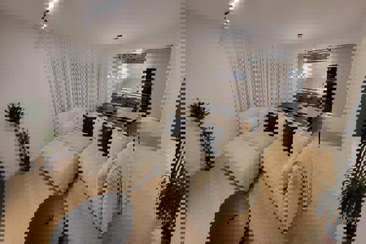 Ampio attico con vista mare aperta