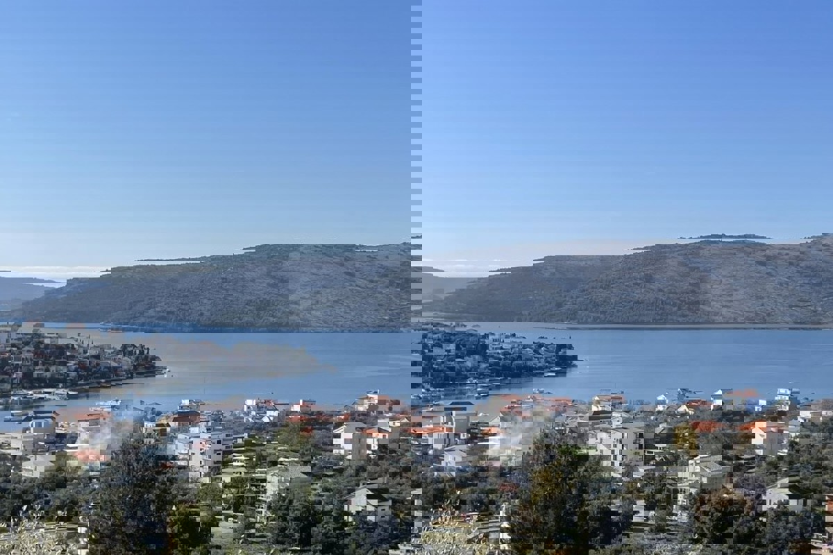 Terreno edificabile vicino al mare