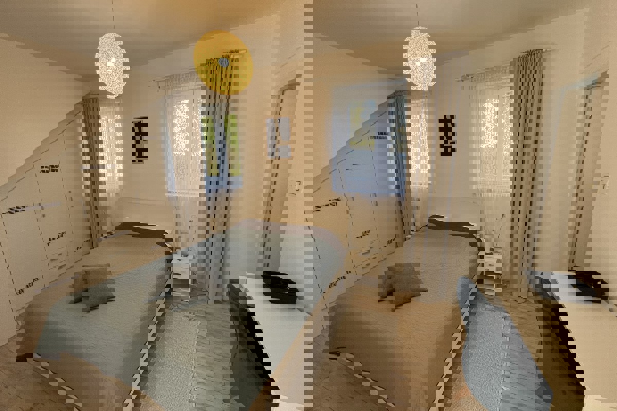 Villa esclusiva con piscina privata e giardino recintato