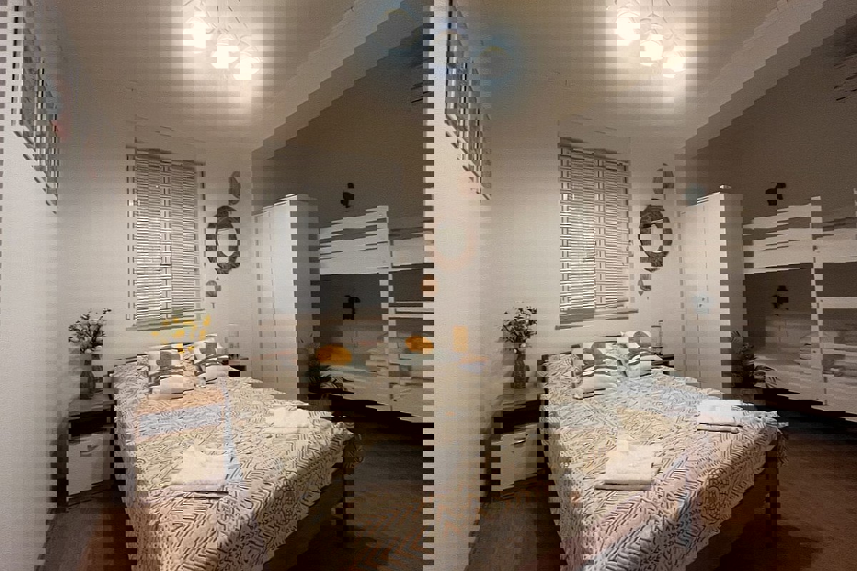 Casa con vista mare e progetto di ristrutturazione