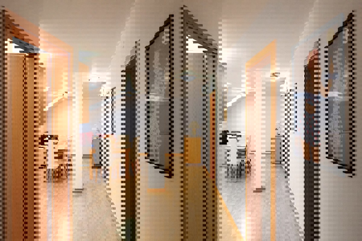 Appartamento con due camere da letto a Vrboska - vicino al lungomare, ottima opportunità