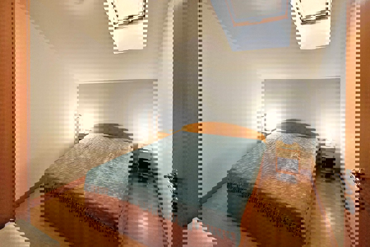 Appartamento con due camere da letto a Vrboska - vicino al lungomare, ottima opportunità