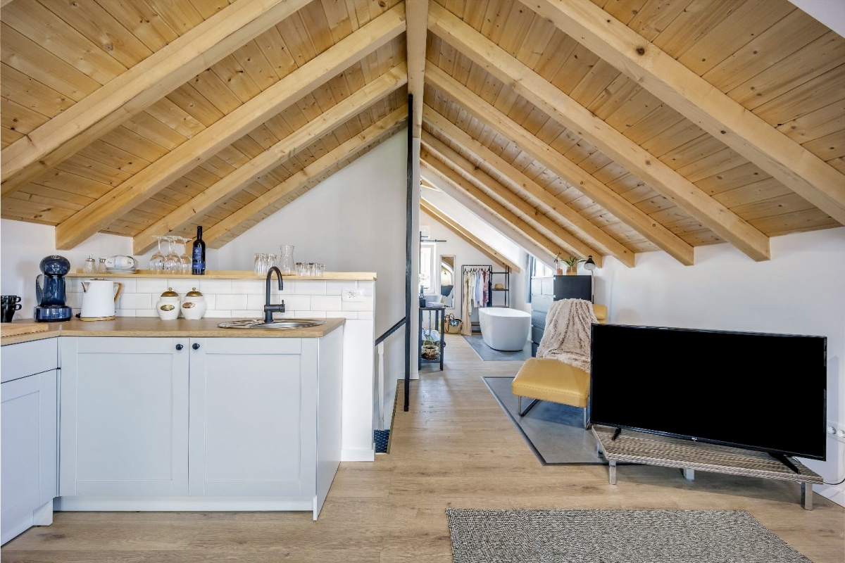 Moderno condominio con 6 unità in posizione privilegiata