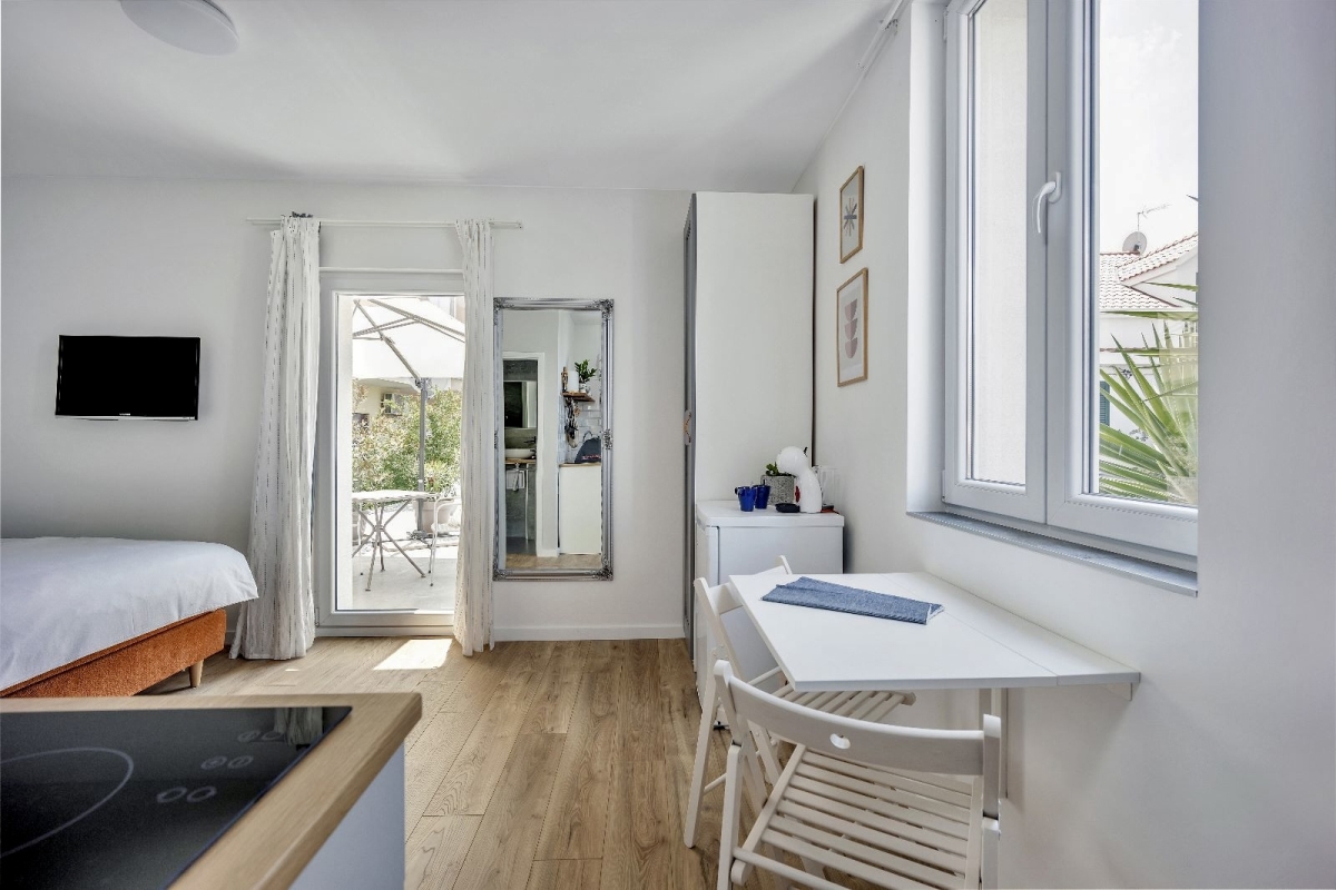 Moderno condominio con 6 unità in posizione privilegiata