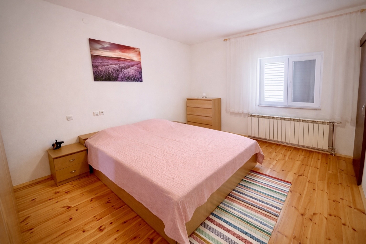 Incantevole casa familiare con giardino e due appartamenti separati