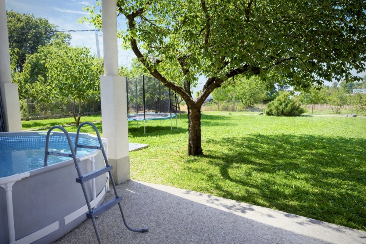 Incantevole casa familiare con giardino e due appartamenti separati