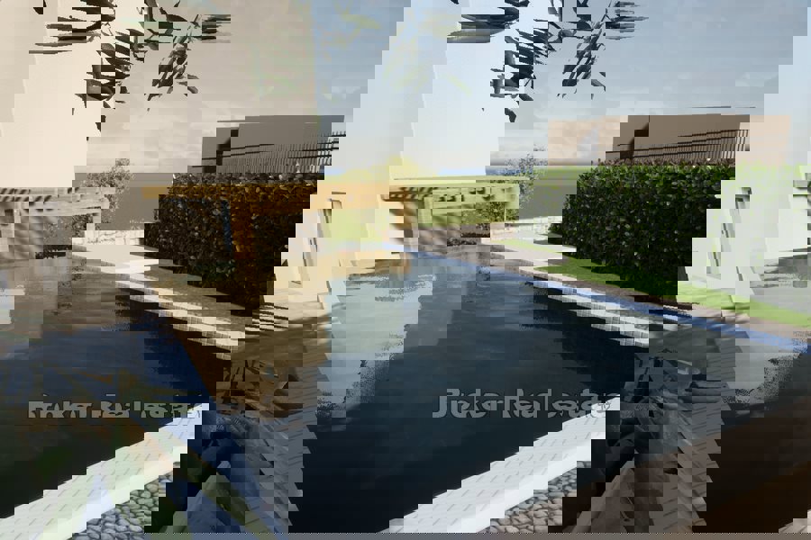 Casa con piscina