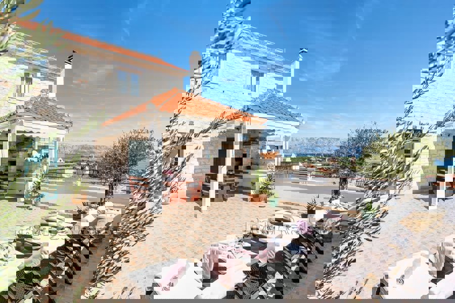 Casa in una zona tranquilla, in vendita