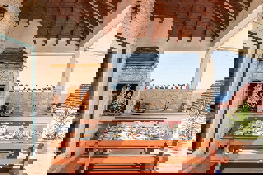 Casa in una zona tranquilla, in vendita