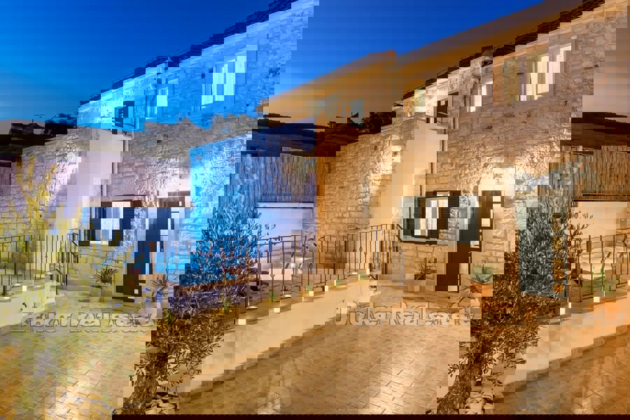 Casa in una zona tranquilla, in vendita