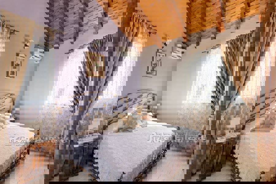 Casa in una zona tranquilla, in vendita