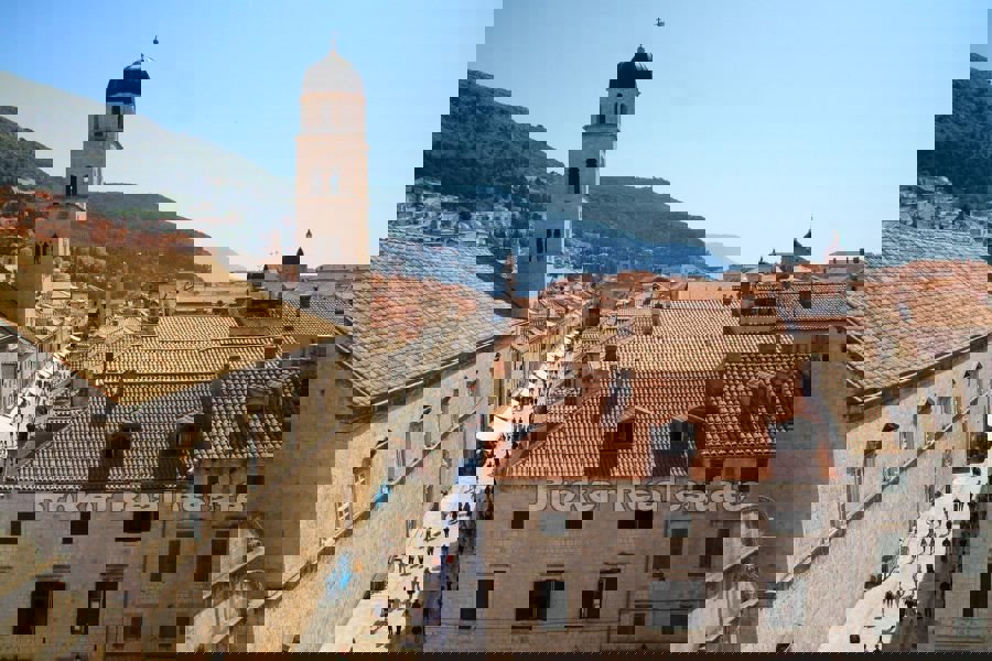 Confortevole appartamento tricamere nel centro storico