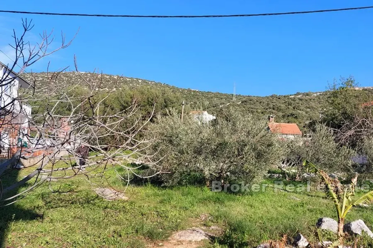 Terreno edificabile con vista mare