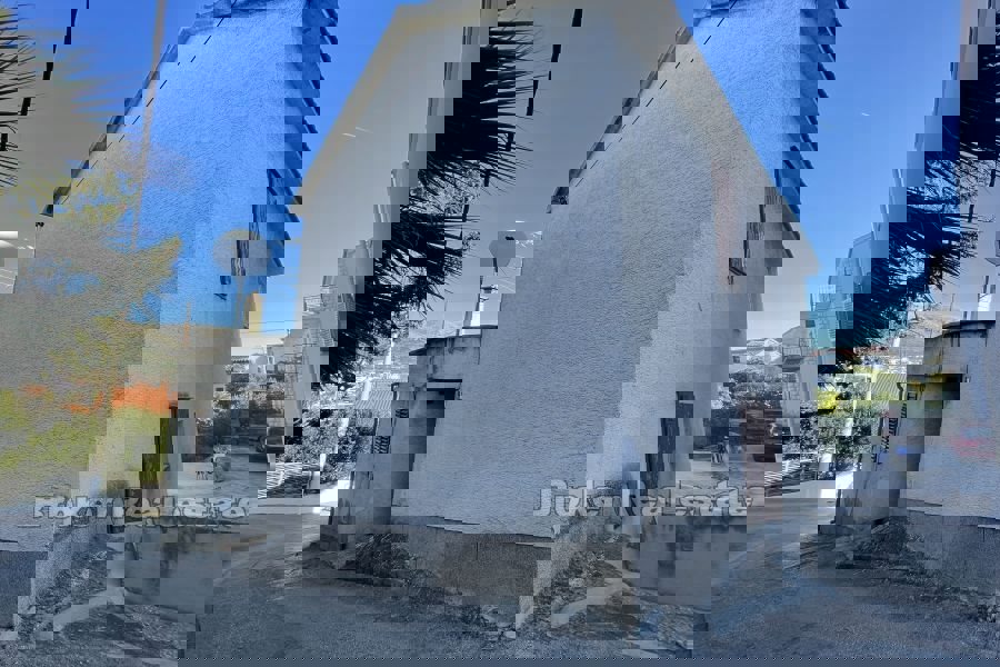 Casa bifamiliare vicino al centro