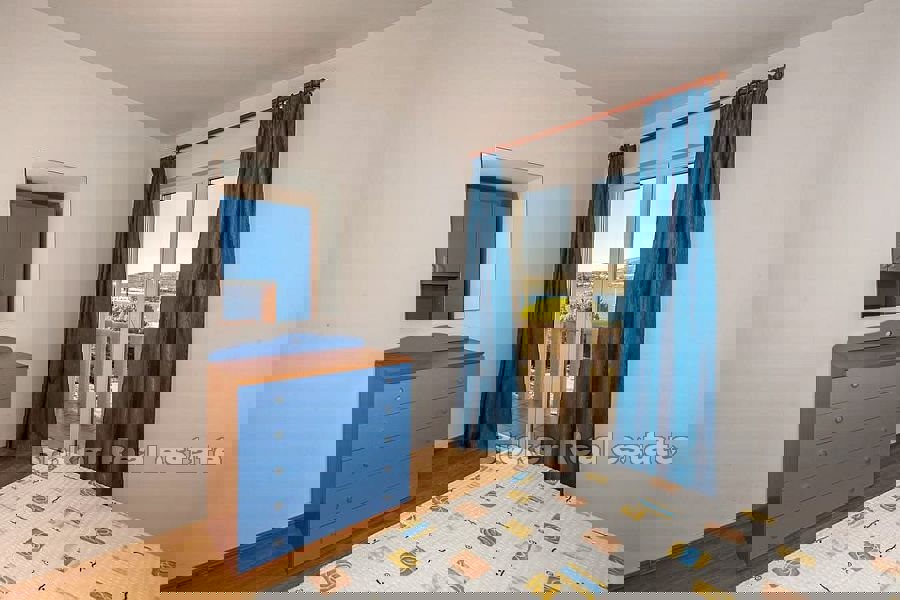 Palazzina vicino al mare