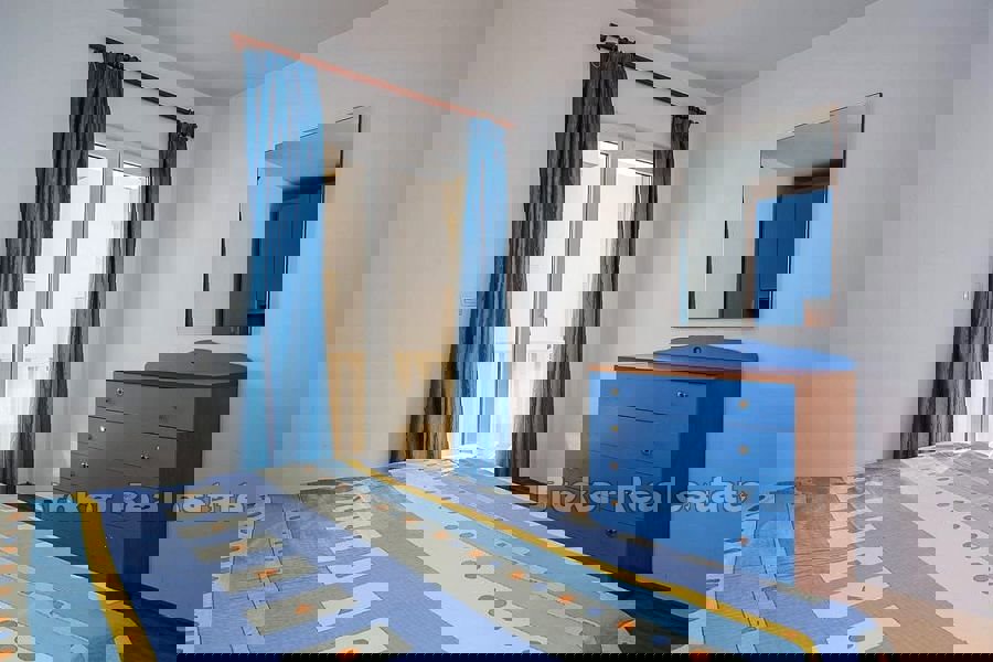 Palazzina vicino al mare