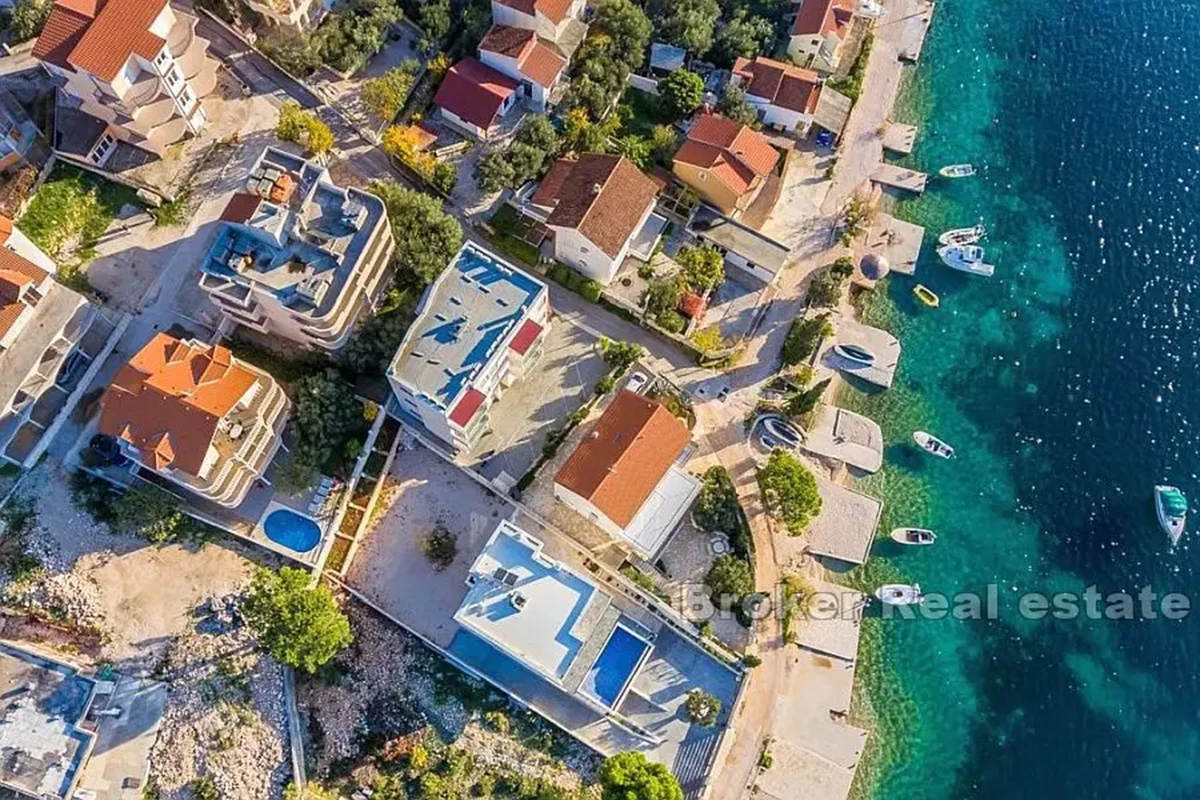 Palazzina vicino al mare