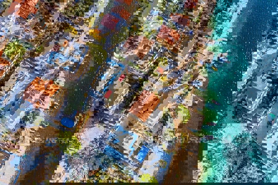 Palazzina vicino al mare