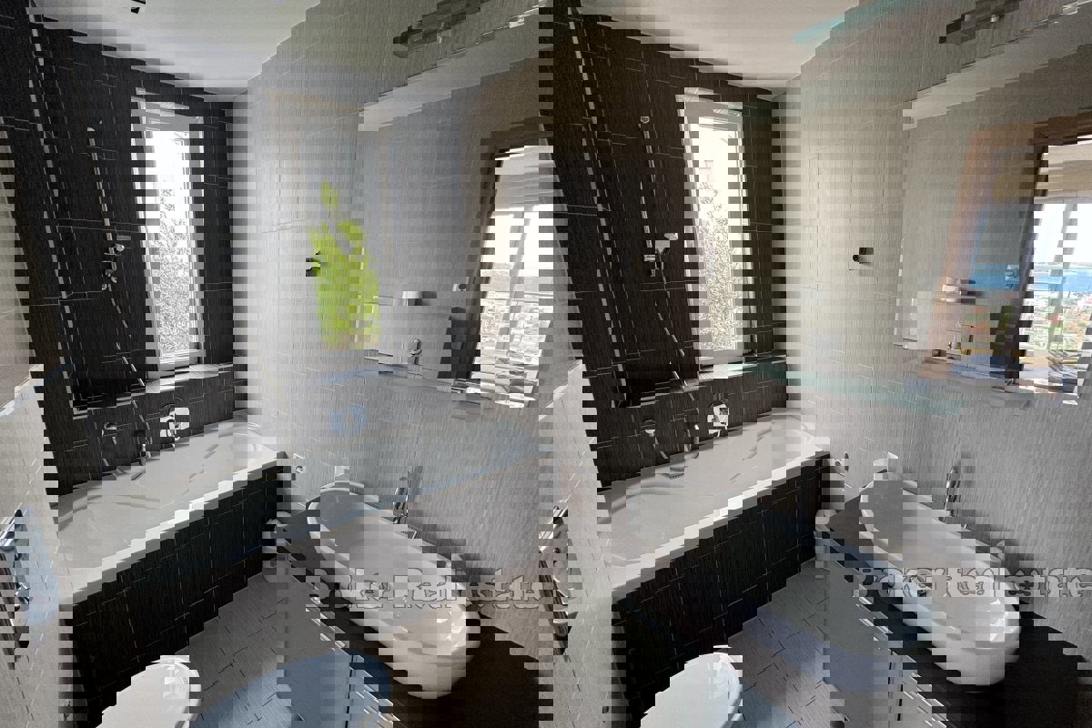 Appartamento con vista sul mare