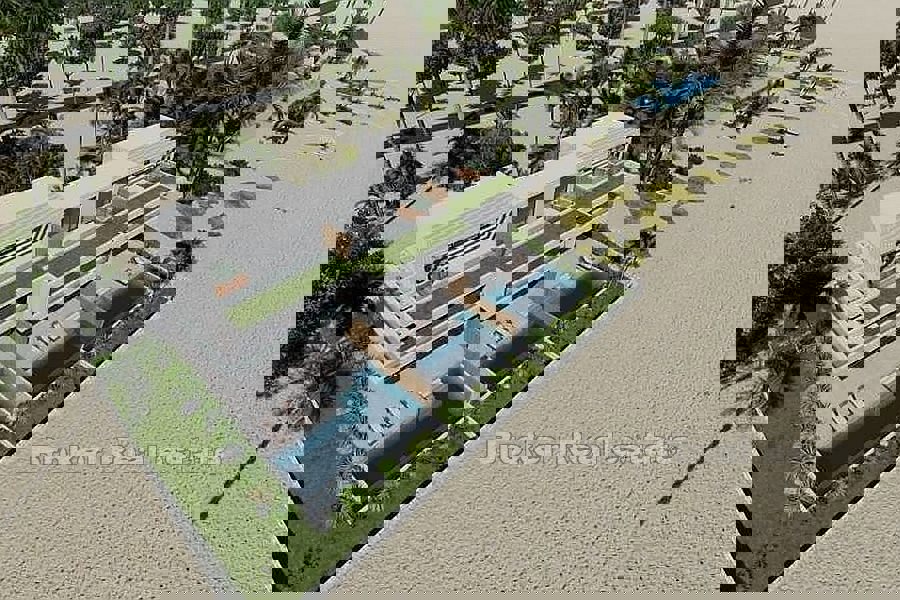 Casa con piscina in seconda fila al mare