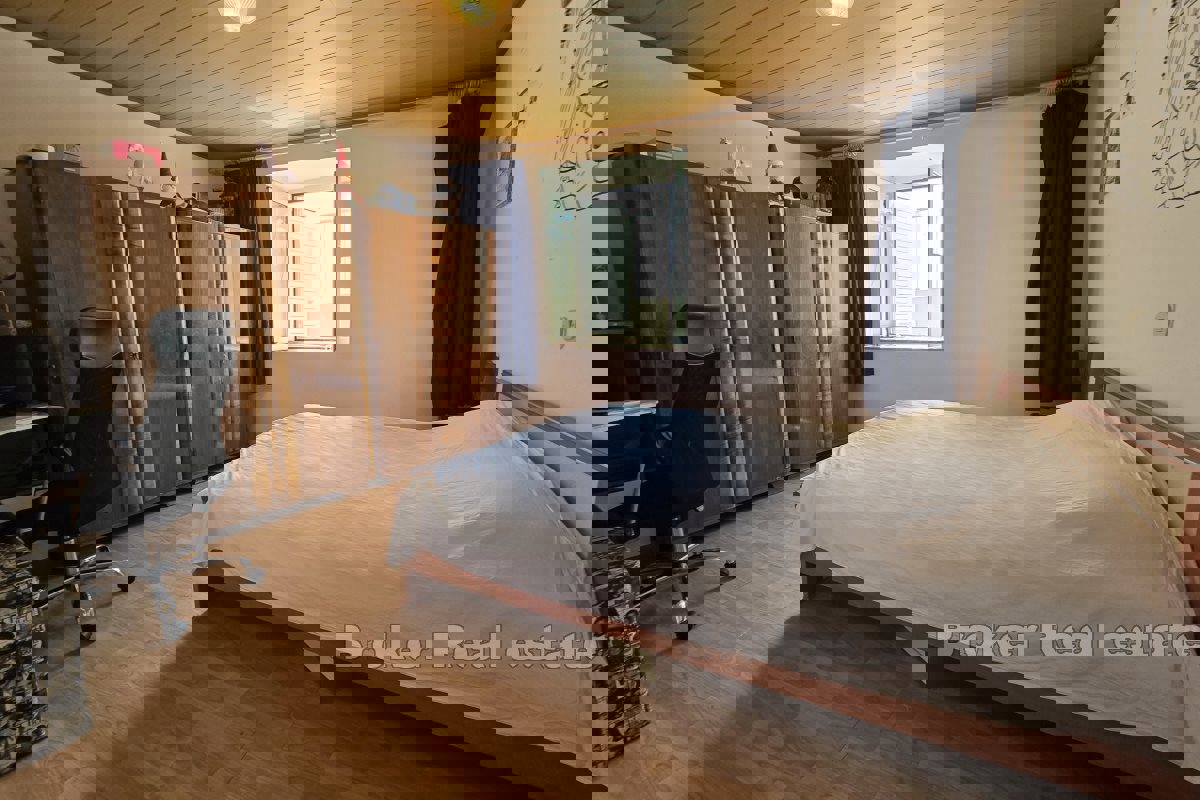 Casa bifamiliare in prima fila al mare