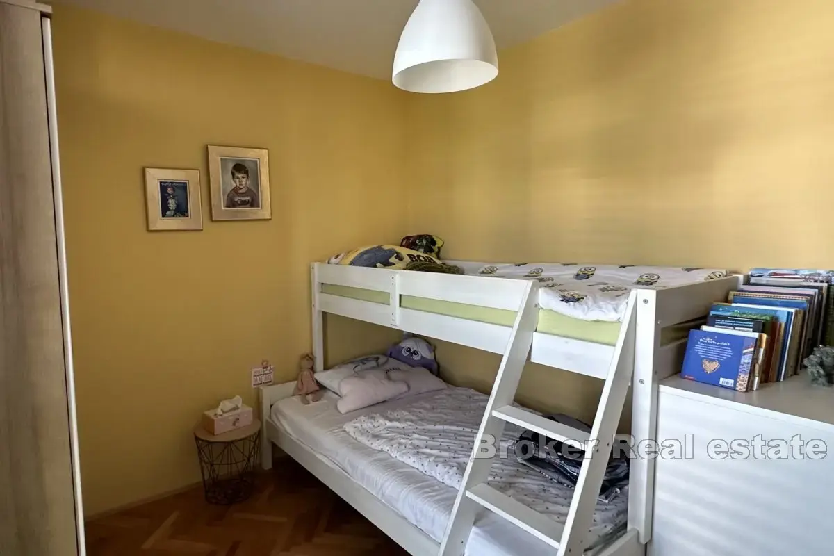 Grazioso appartamento con due camere da letto in una posizione eccellente