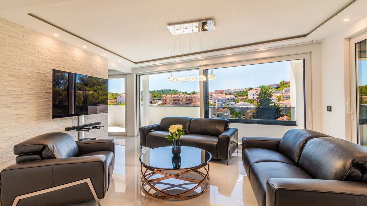 Villa di lusso con vista panoramica sul mare