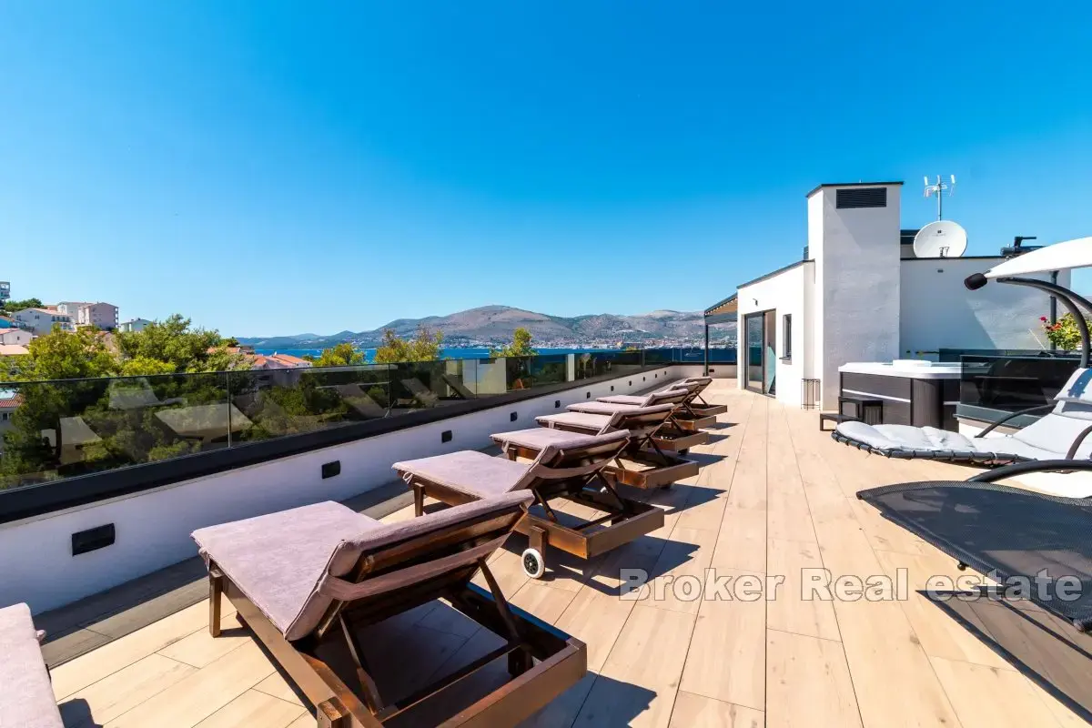 Villa di lusso con vista panoramica sul mare