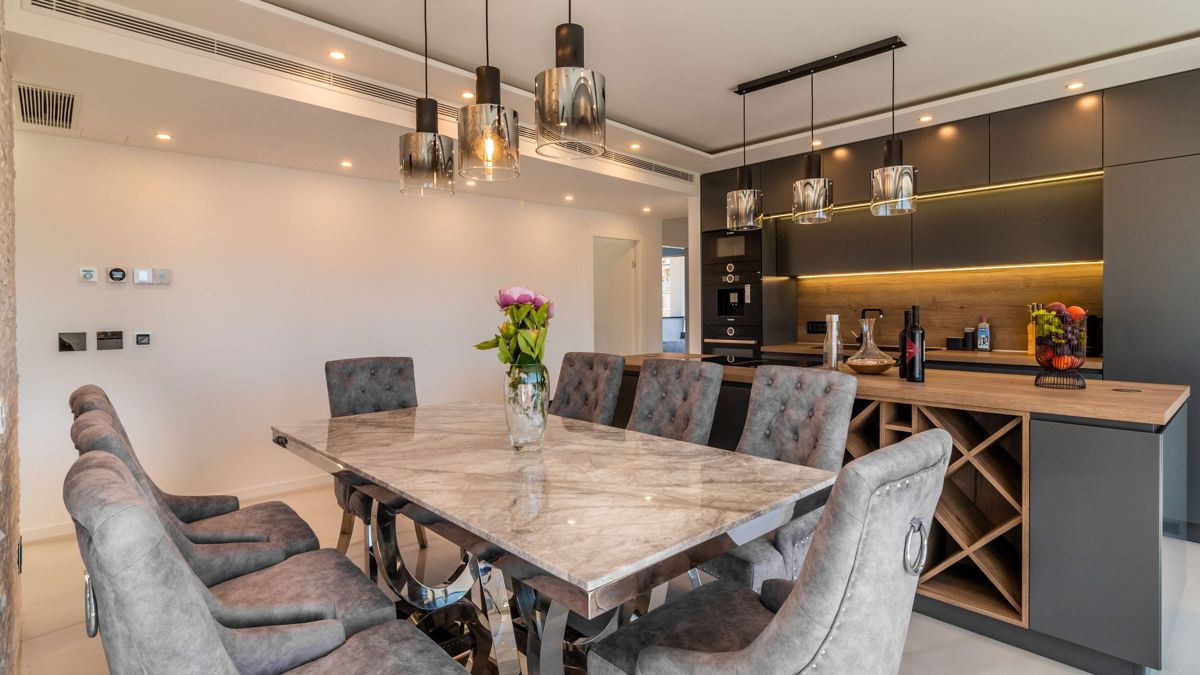 Villa di lusso con vista panoramica sul mare