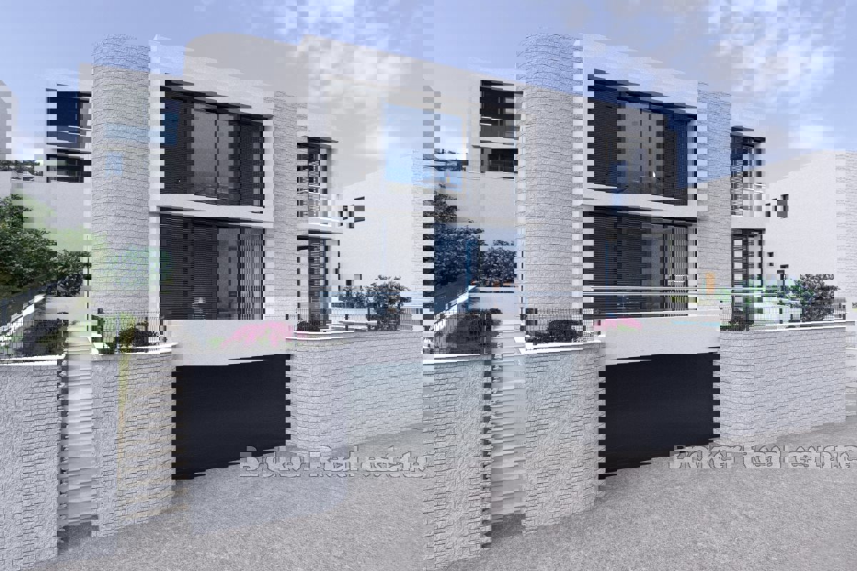 Villa con piscina non lontano dal mare