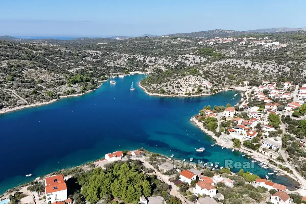 Terreno edificabile unico con vista panoramica sul mare