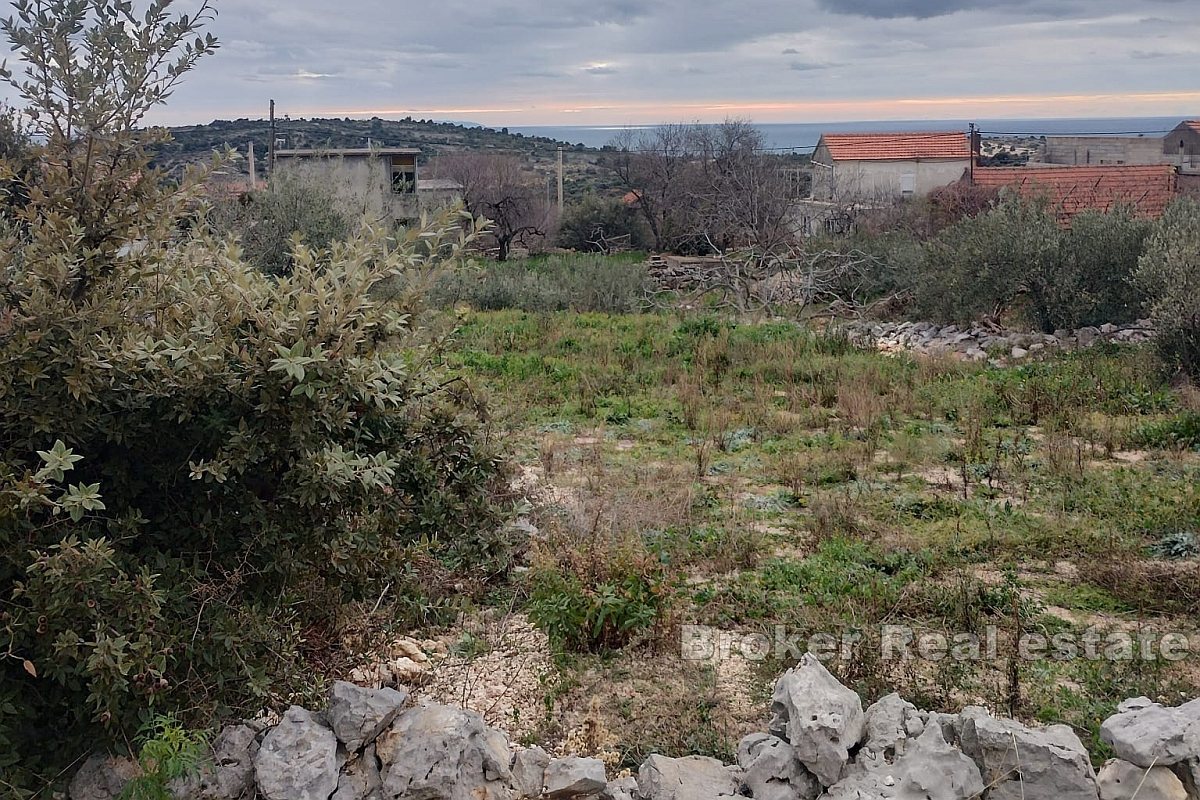 Terreno attraente vicino al mare