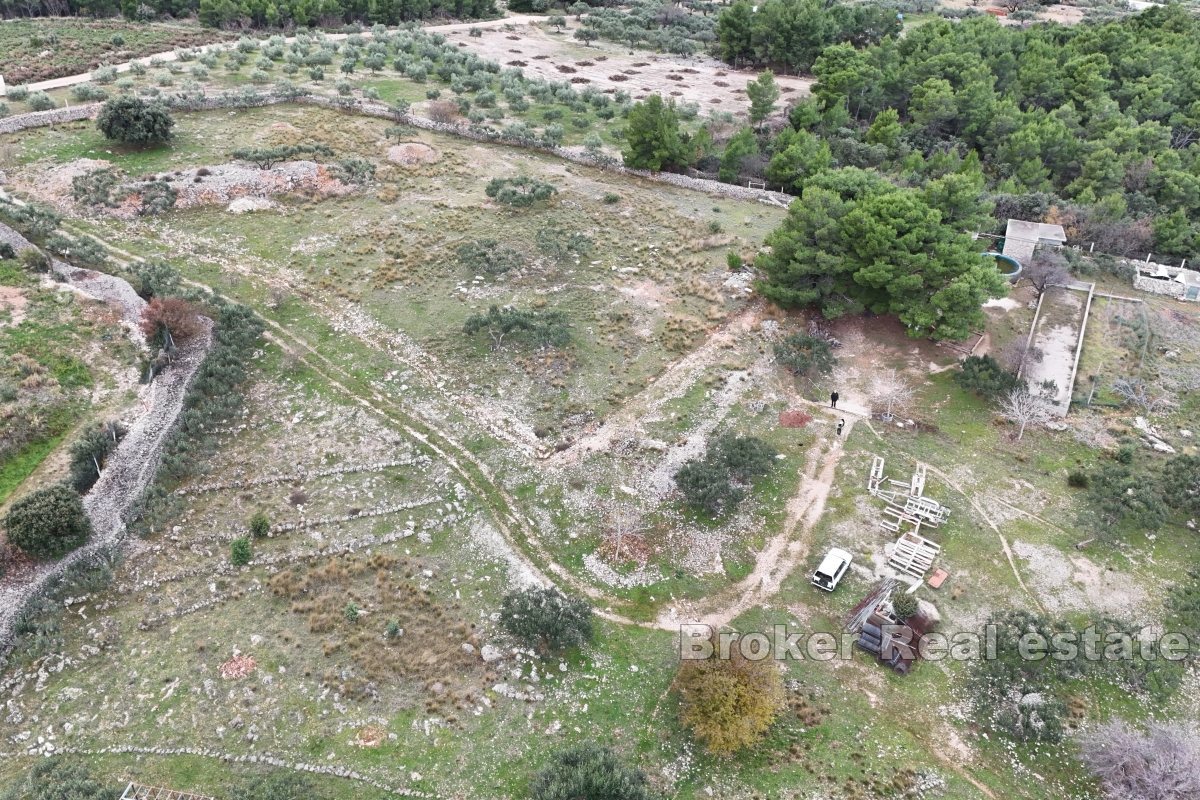 Una proprietà spaziosa in una posizione idilliaca