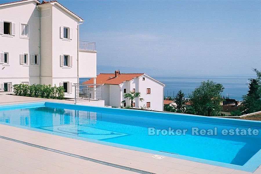 Magnifica villa con vista sul mare aperto