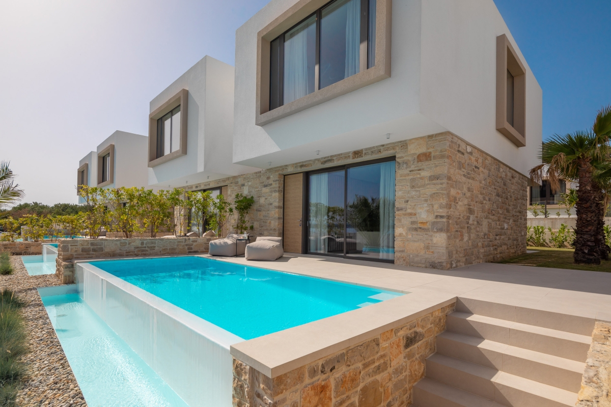 Villa moderna prima fila al mare
