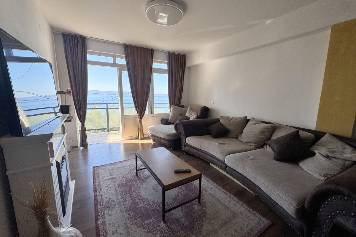 Appartamento con due camere da letto con vista mare