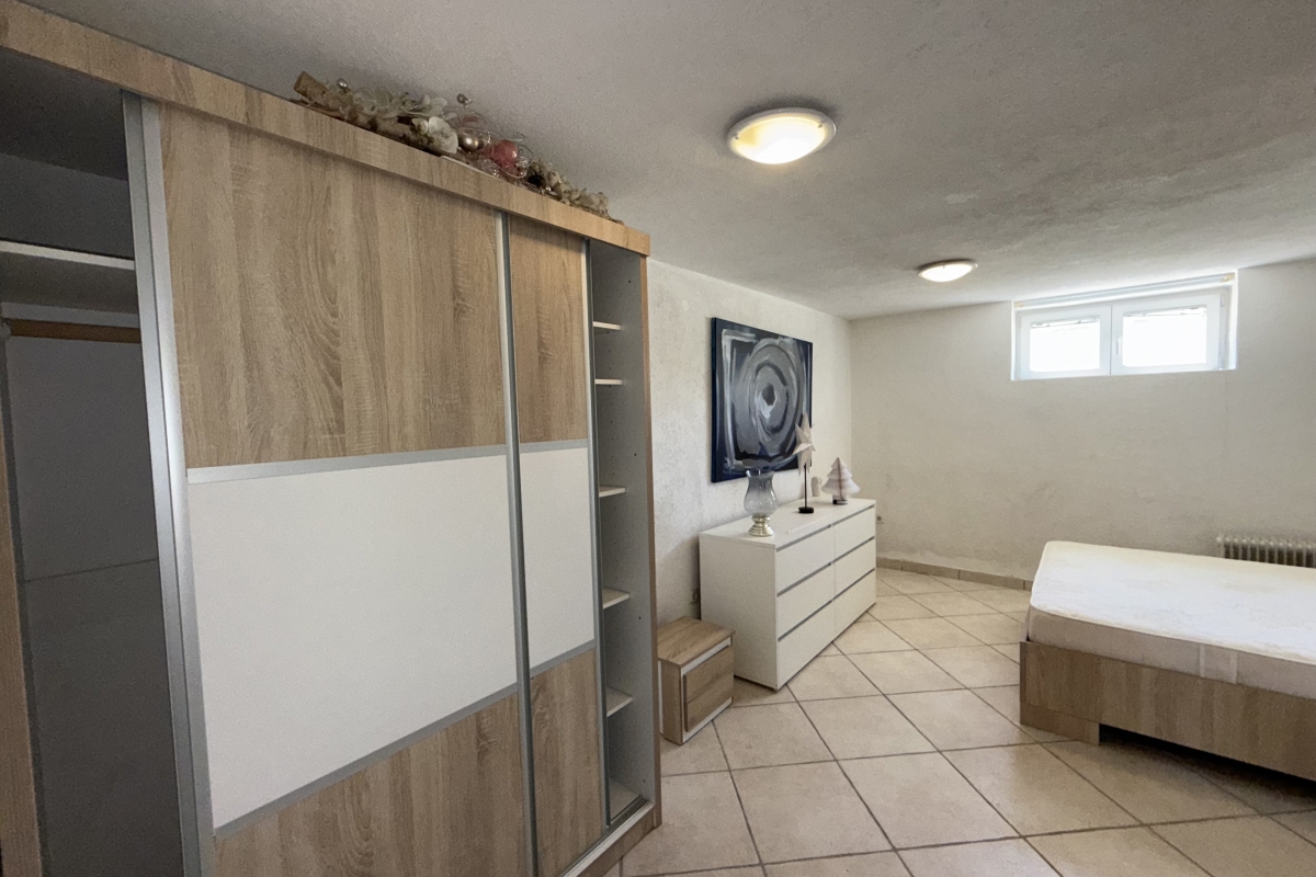 Casa mediterranea con piscina vicino al mare