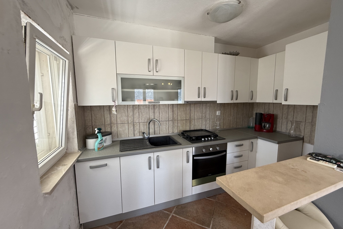 Casa mediterranea con piscina vicino al mare