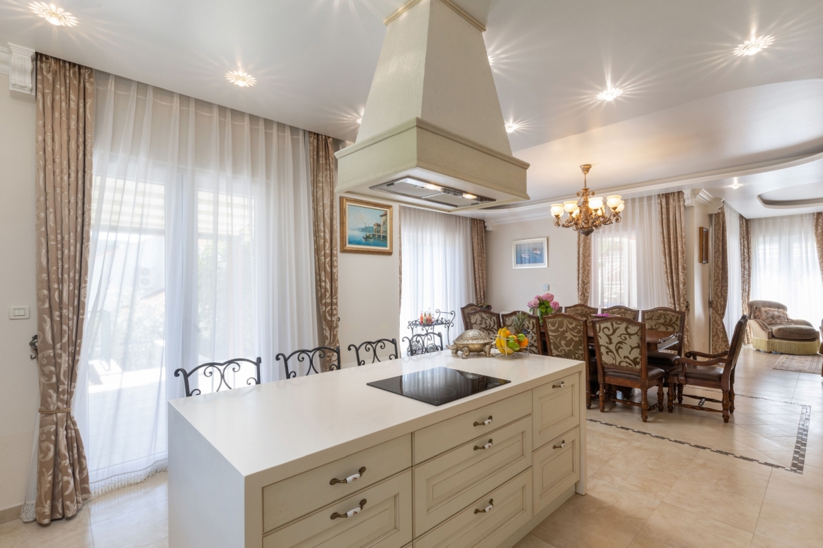 Villa con piscina