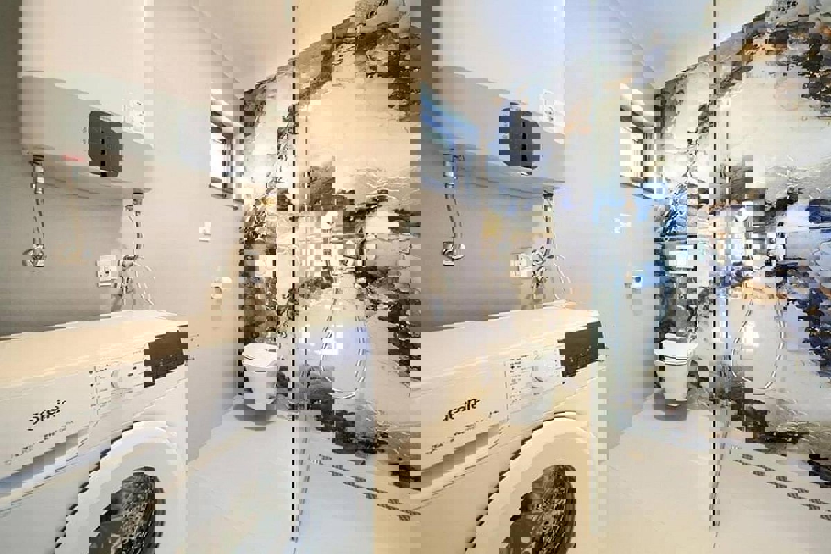 Moderno appartamento duplex con piscina