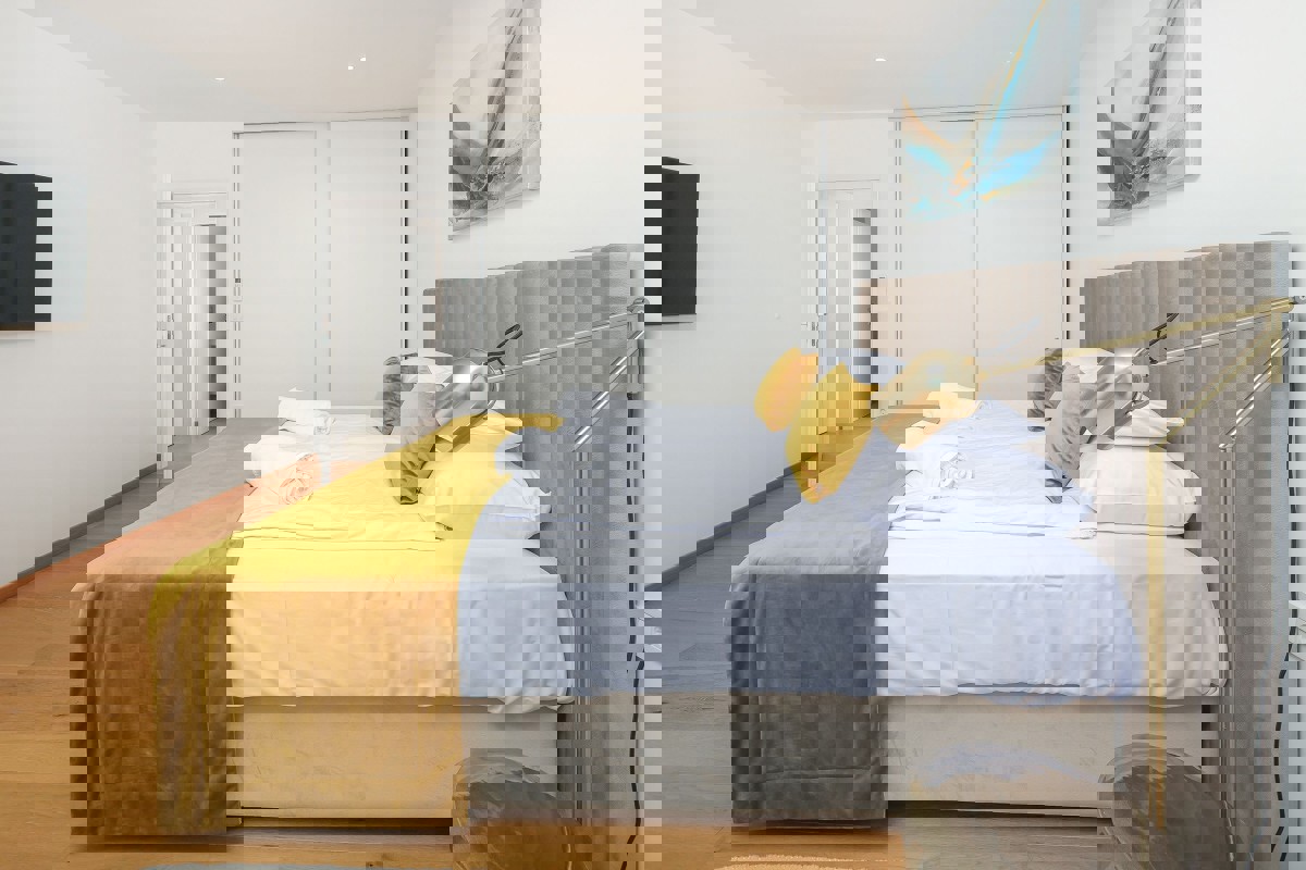 Villa con piscina e vista sul Golfo del Quarnero