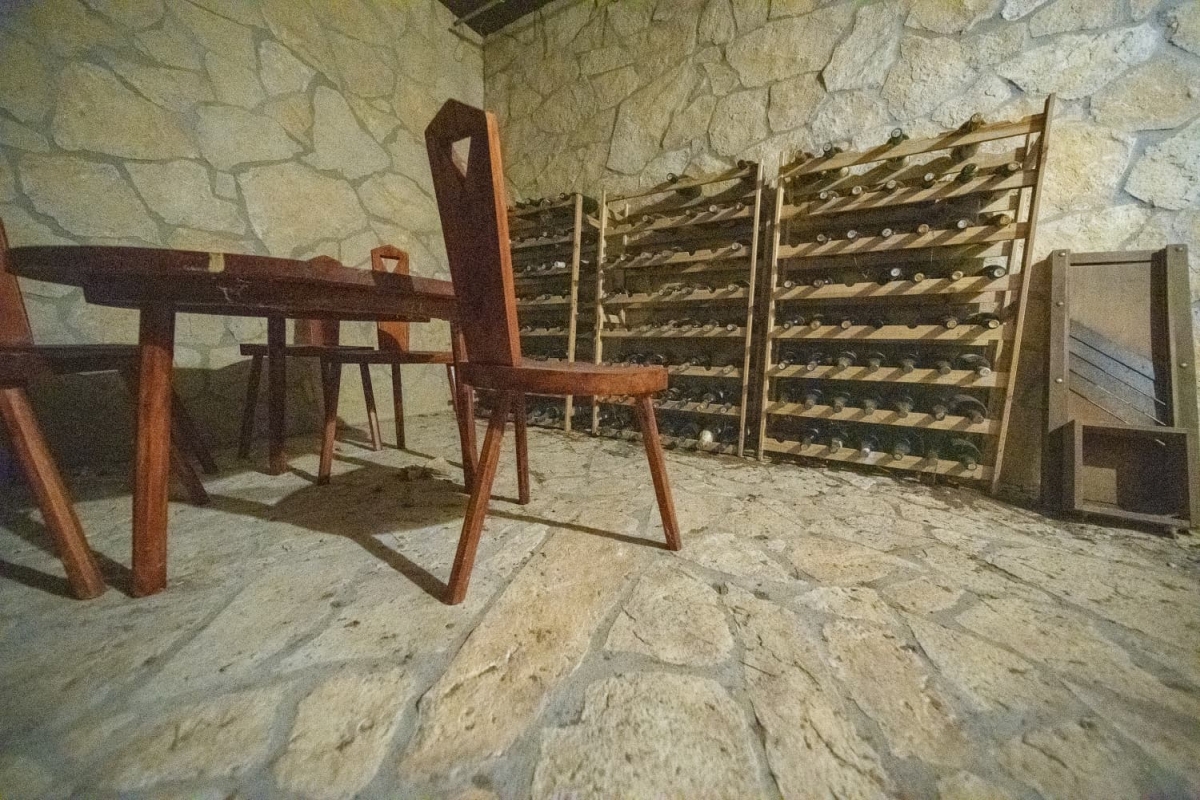 Idilliaca casa isolata immersa nel verde