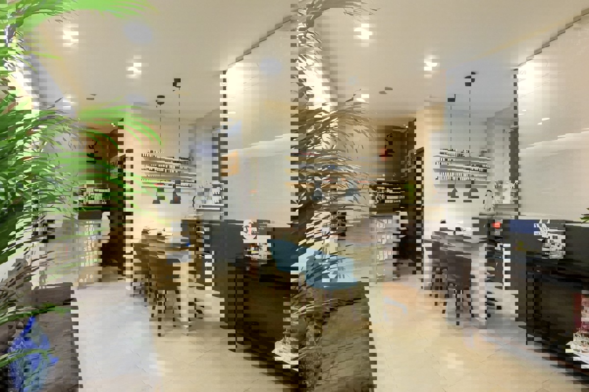 Spazio commerciale in posizione privilegiata