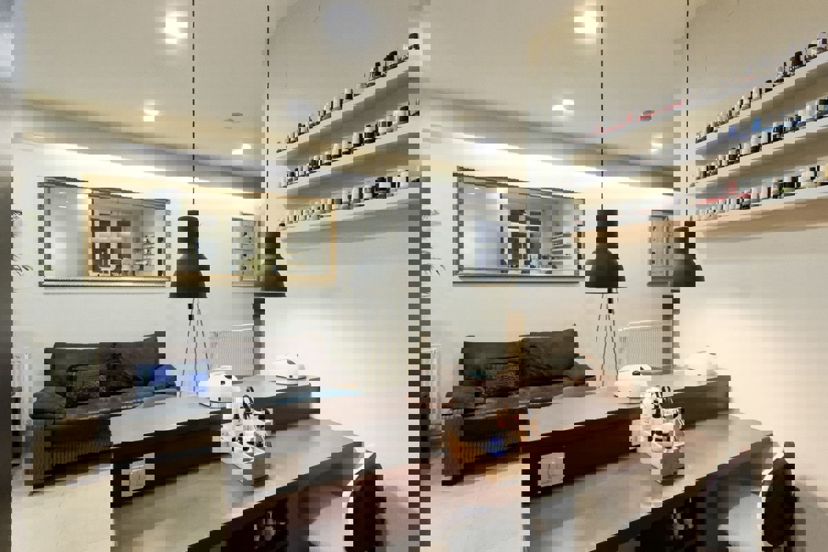 Spazio commerciale in posizione privilegiata