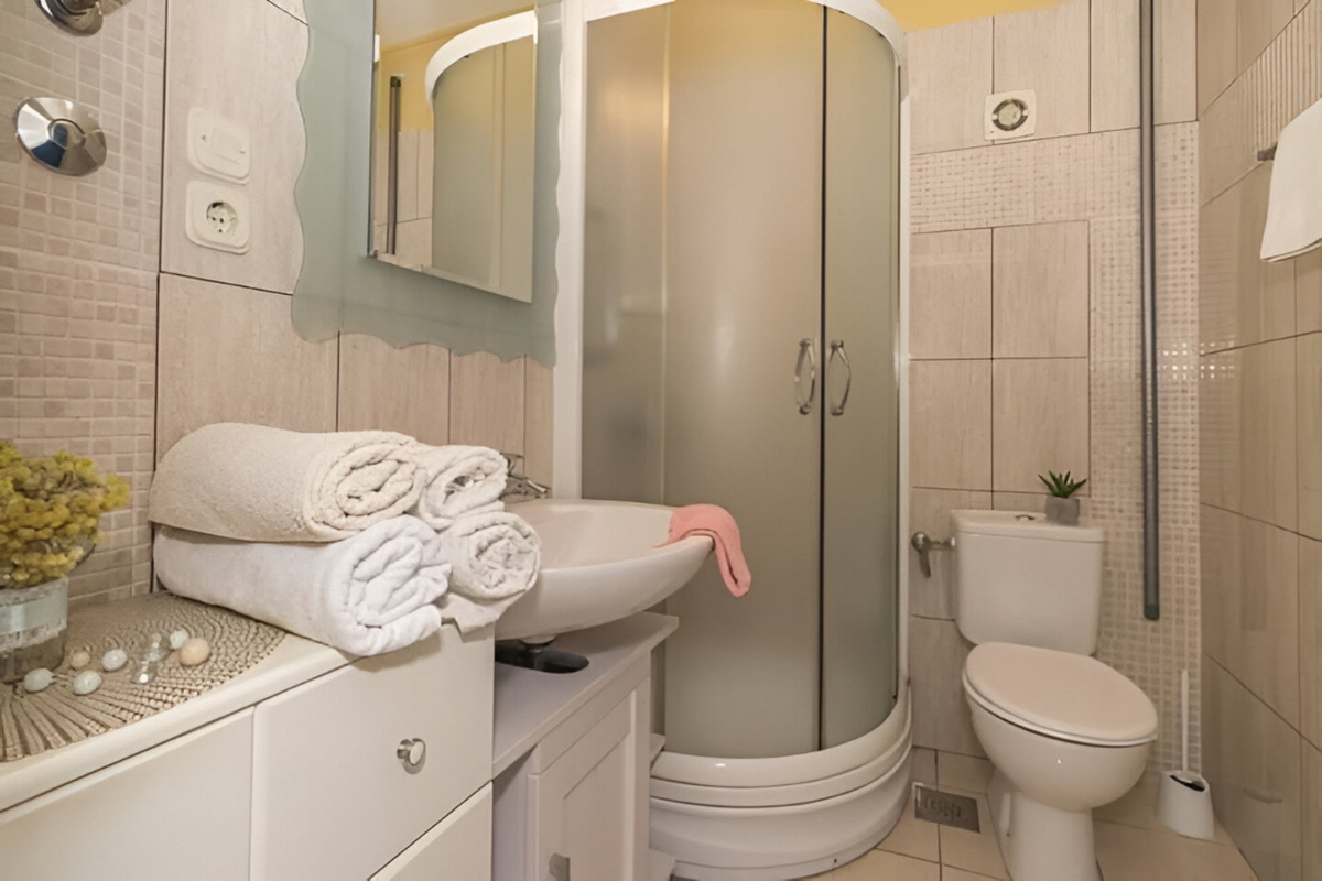 Due appartamenti con vista mare